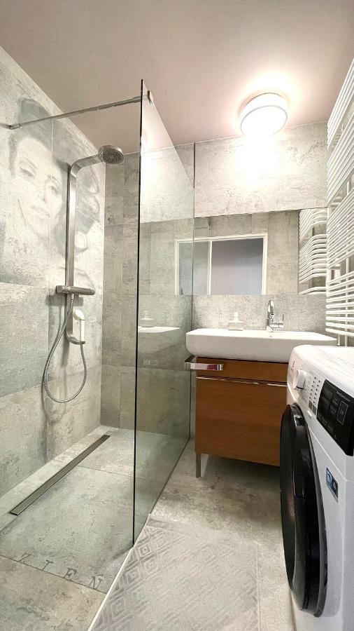 Aphome Apartments - Powstancow Slaskich วรอตซวาฟ ภายนอก รูปภาพ